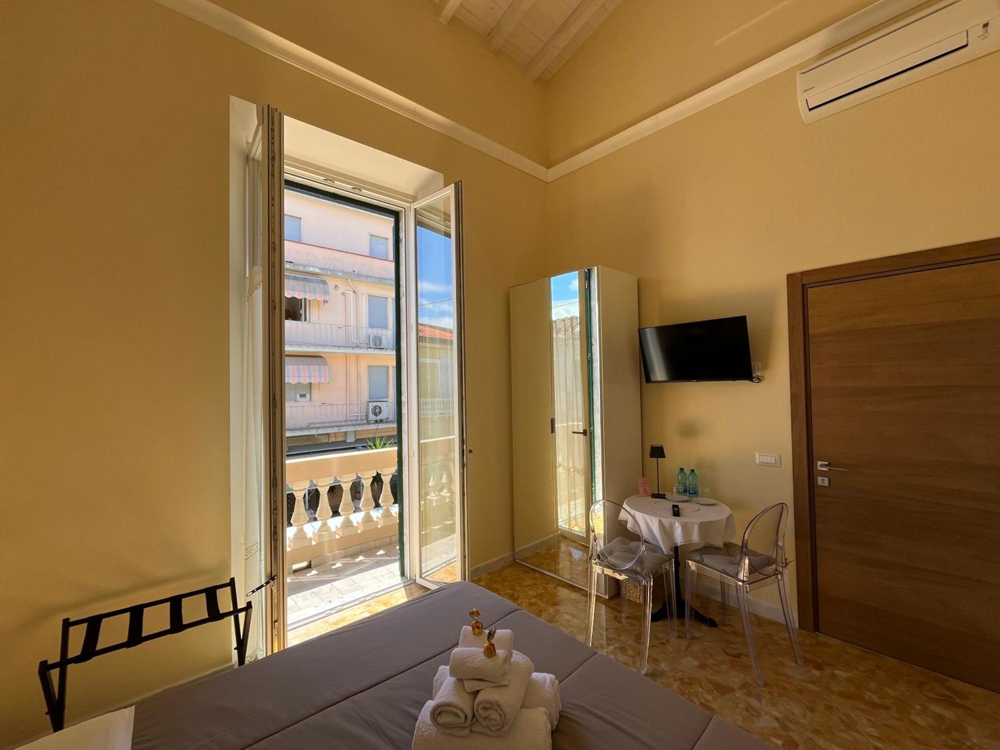 Pura Vida Bed and Breakfast Viareggio Exteriör bild
